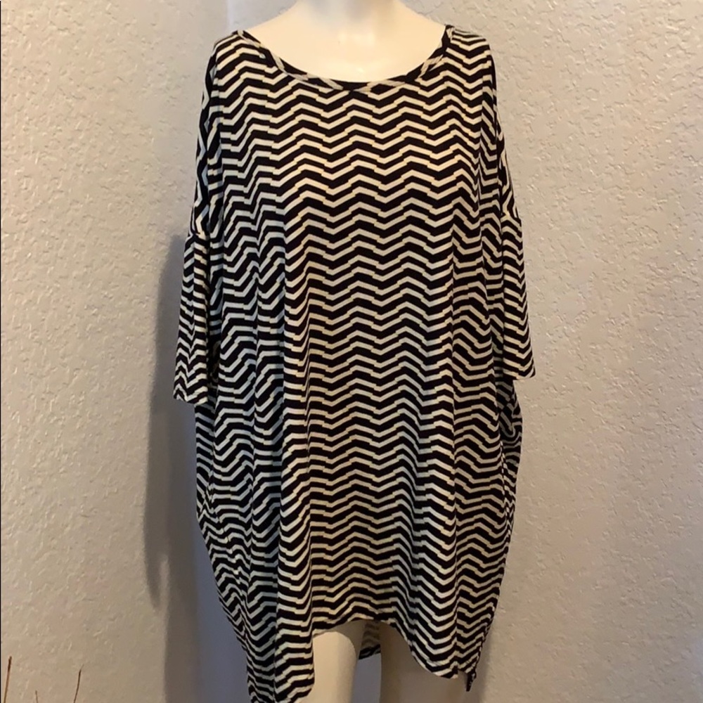 LuLaRoe Super Soft Simply Comfortable Hi Lo Tunic